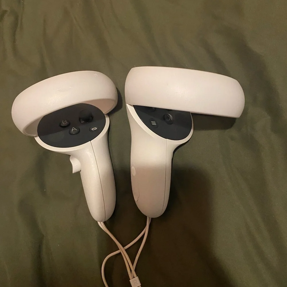 Oculus Quest - Picture 1 of 4